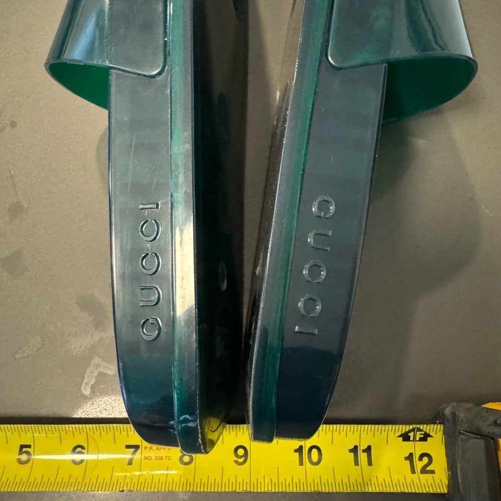 Gucci Emerald Slide Sandals, size 11 - Picture 7 of 8